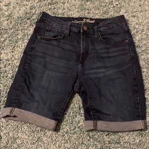 Dark wash denim burmudas